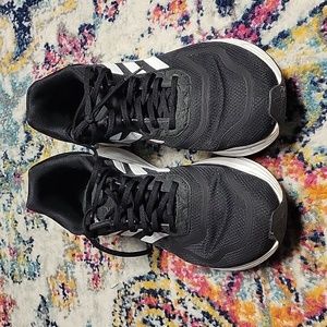 Adidas 8.5 WIDE sneakers